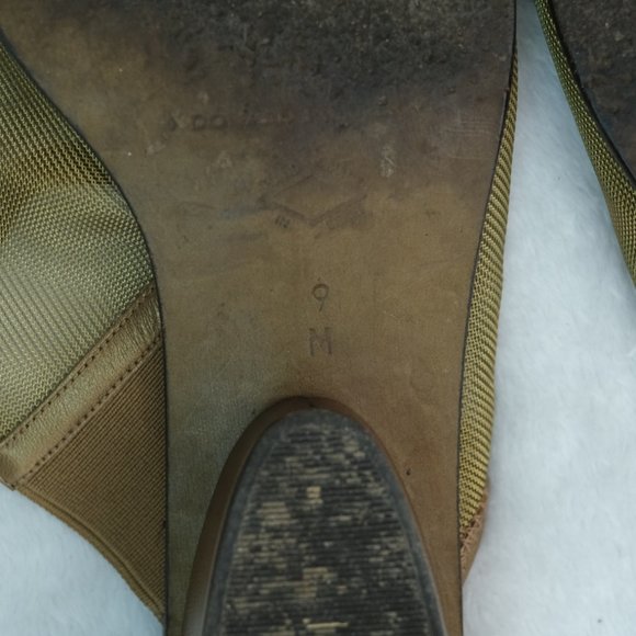 Donald J. Pliner Shoes 😲 - Picture 9 of 11